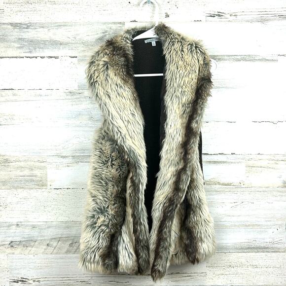 Charlotte Russe Women’s Large Brown Tan Faux Knit Back Boho Winter Vest Boho - Picture 1 of 5